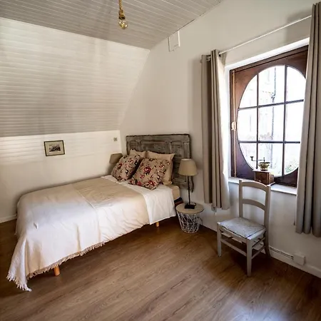 Apartment Les 3 Chapeaux 6p Les Canotiers 4p Avec Terrasse Le Melon 2p Sans Terrasse *