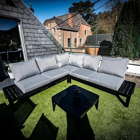 Les 3 Chapeaux 6p Les Canotiers 4p Avec Terrasse Le Melon 2p Sans Terrasse * Dinant