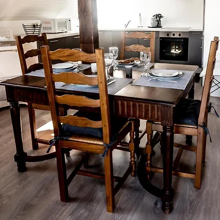Apartment Les 3 Chapeaux 6p Les Canotiers 4p Avec Terrasse Le Melon 2p Sans Terrasse Dinant