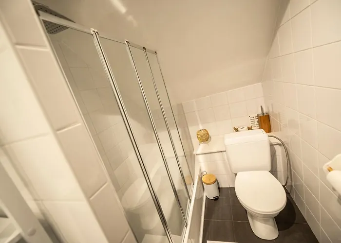 Les 3 Chapeaux 6p Les Canotiers 4p Avec Terrasse Le Melon 2p Sans Terrasse Appartement *